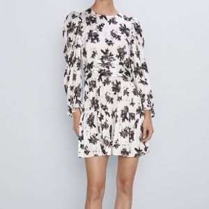 Zara Black & White Floral Print Mini Dress With Shoulder Pads
